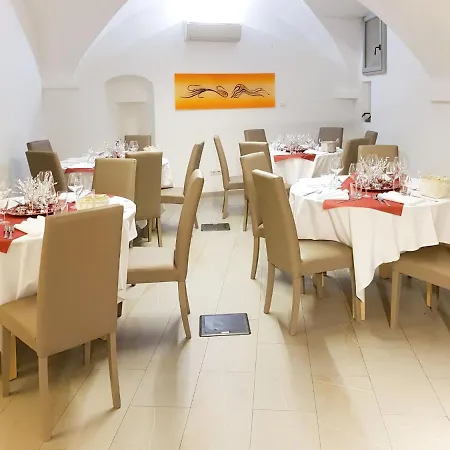 Ginevra - Flg209 By Interhome